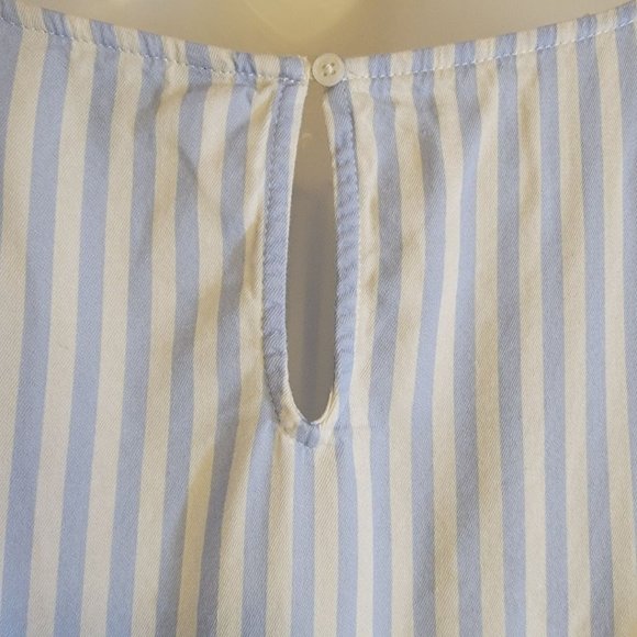 BANANA REPUBLIC BLUE/WHITE STRIPED TOP/BLOUSE WITH FLUTTER SLEEVES, M - Picture 4 of 10